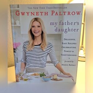 Gwyneth Paltrow Cookbook My Father's Daughter Great Condition
